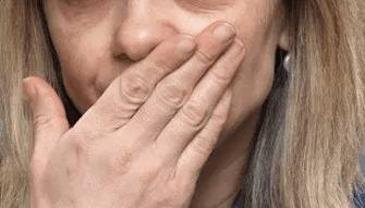 тухлый запах после месячных