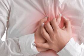 твердное уплотнение в груди